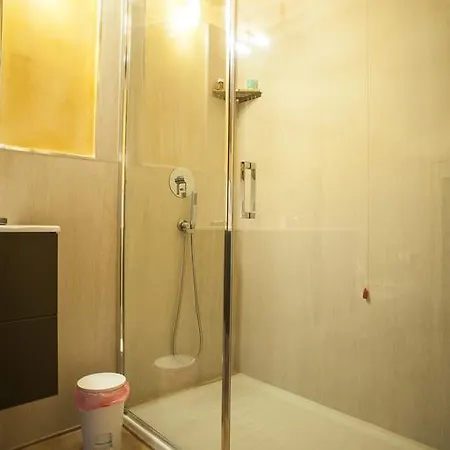 Atticohousing Bed & Breakfast
