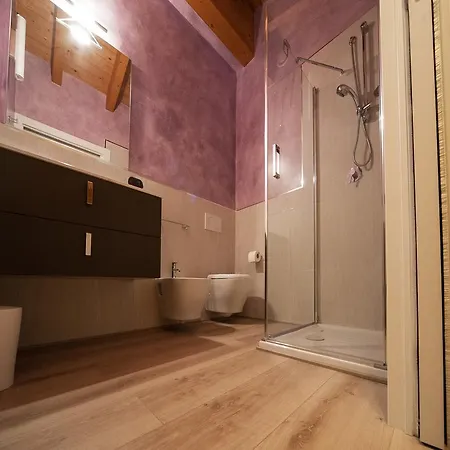 Bed & Breakfast Atticohousing